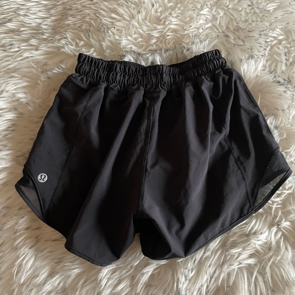 lululemon athletica Pants - Lululemon Black Hotty Hots